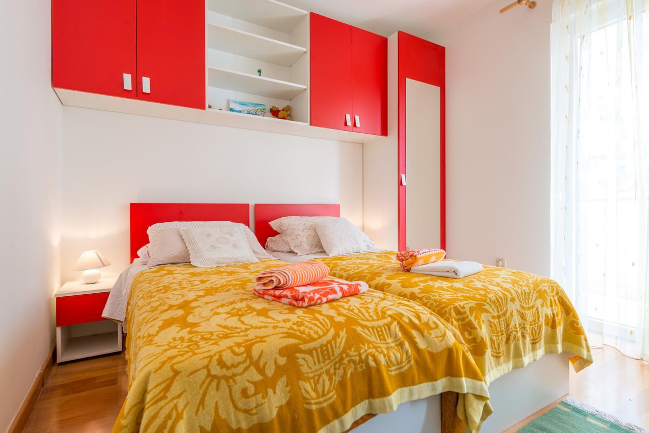Roberto Apartment